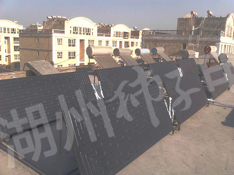 新疆太阳能异聚态散热片取暖项目